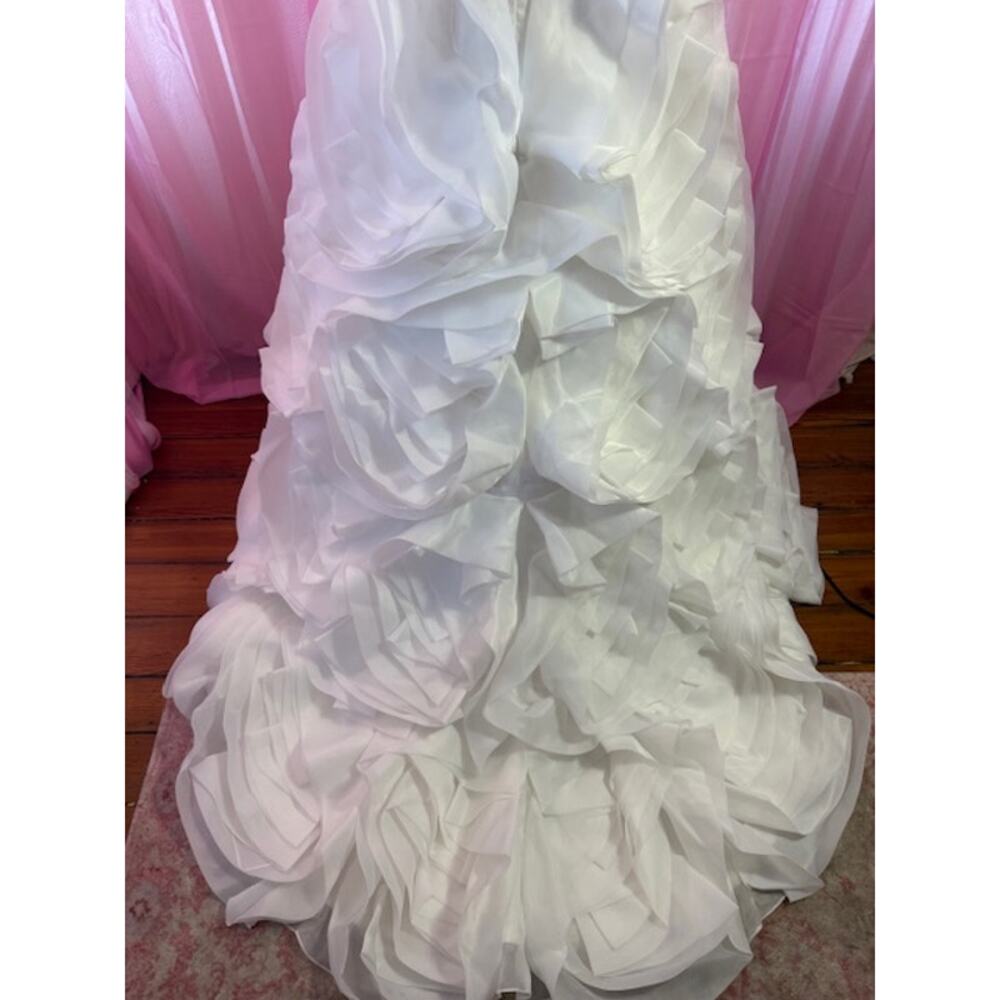Lis Simon "Constance: Wedding Dress Size 10 - Picture 5 of 7